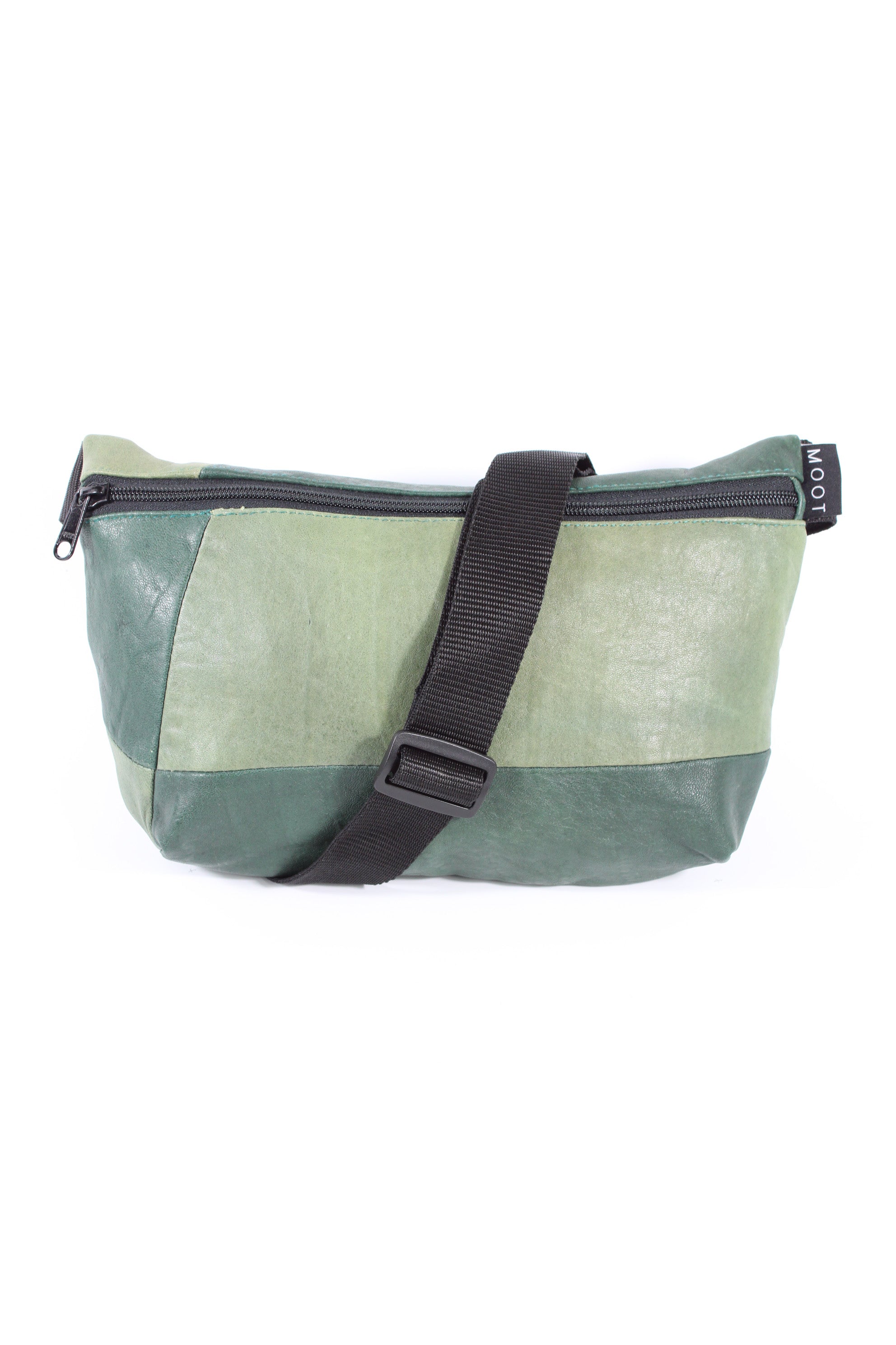 Die Schultertasche