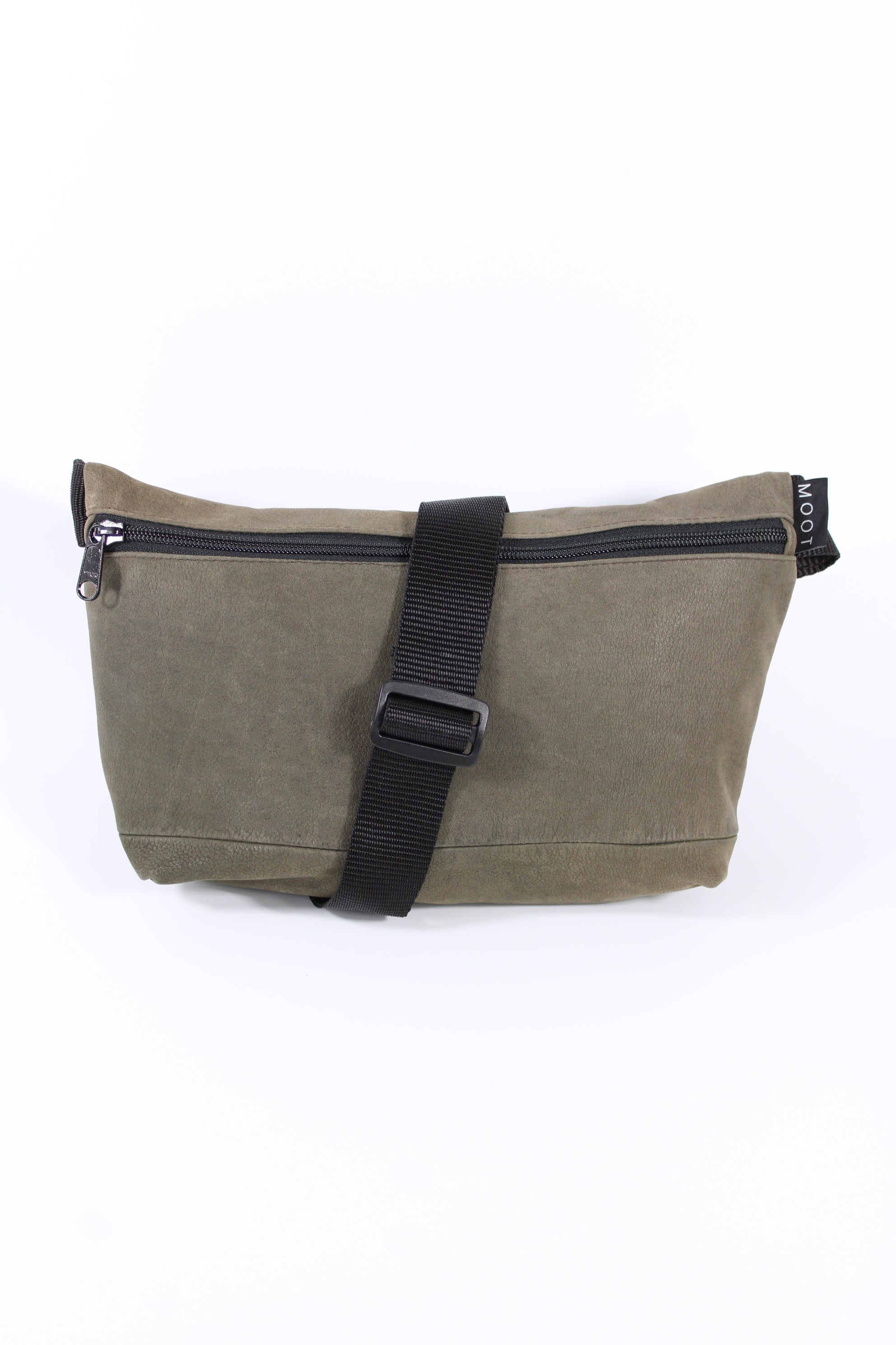 Die Schultertasche (Wildleder)