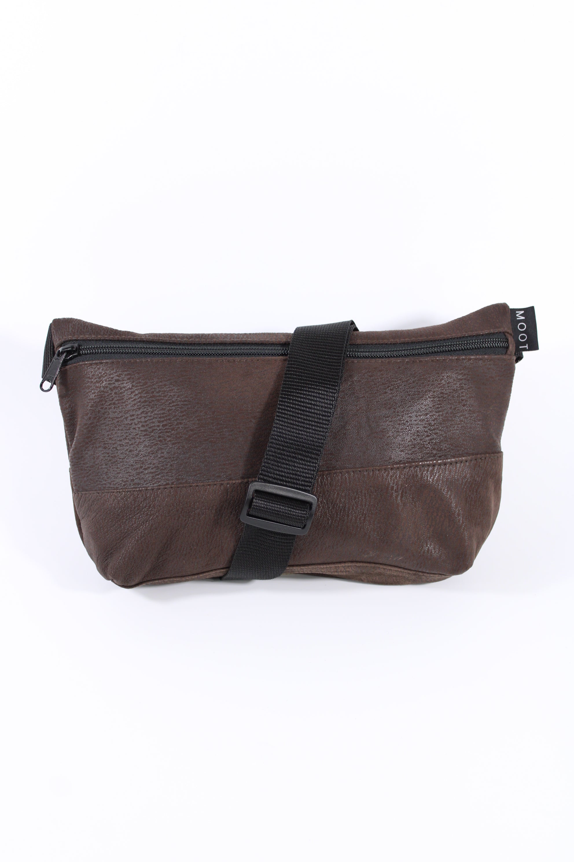 Die Schultertasche (Wildleder)