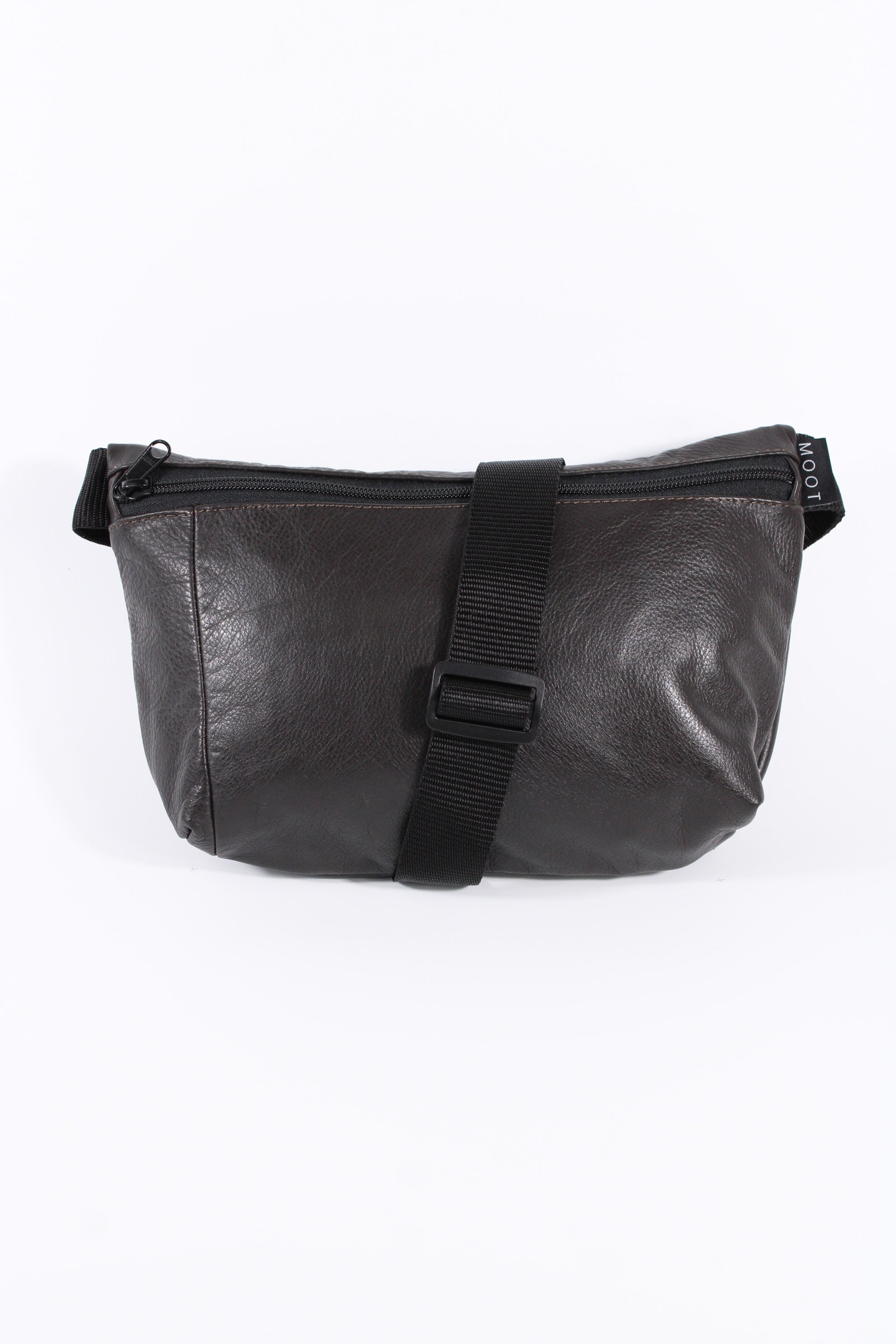 Die Schultertasche