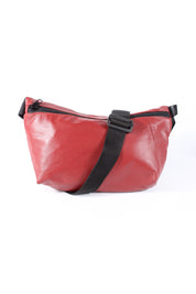 Die Schultertasche