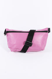 Die Schultertasche