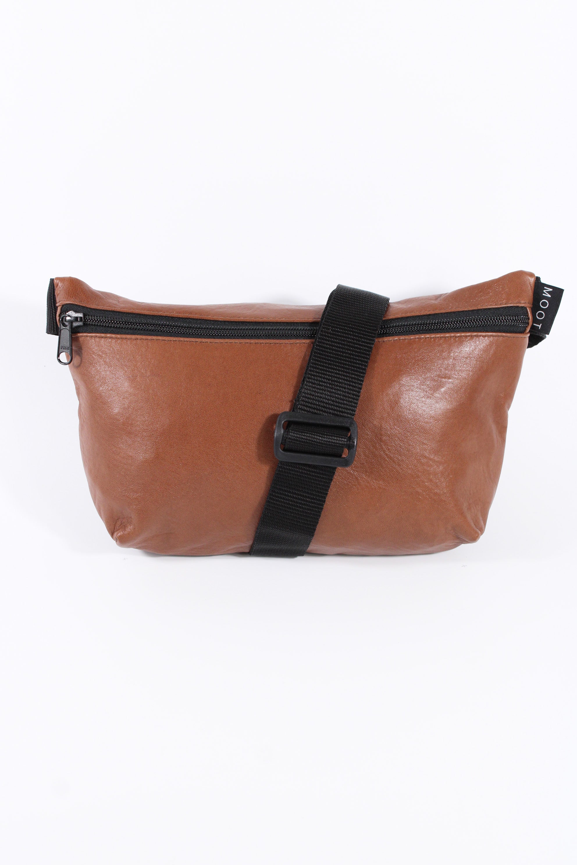 Die Schultertasche