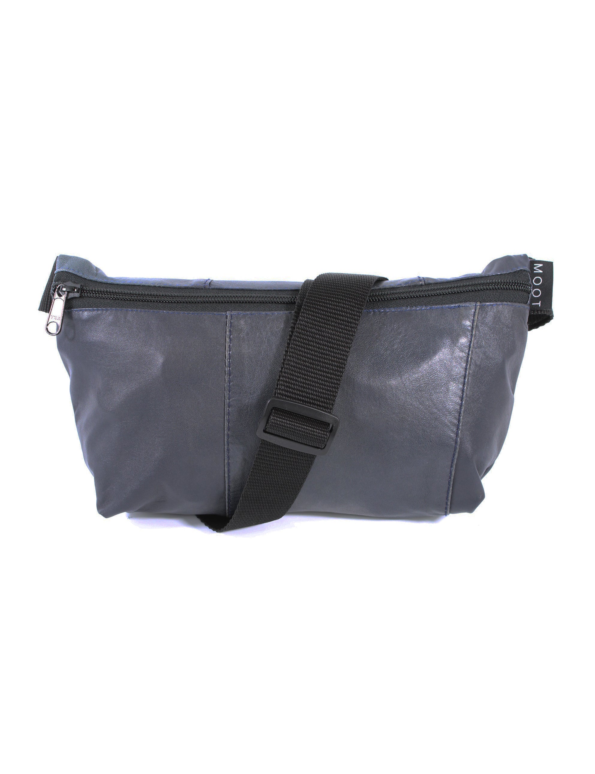 Die Schultertasche